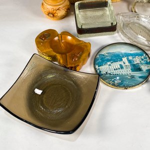 Lote de Artículos Varios: Jarra de Madera, Porta Velas, Despojador y Más - imagen 2