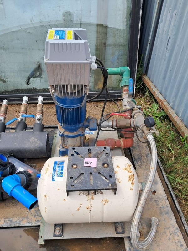 Bomba de Agua con Presurizador e Hidroesfera Foras 2 HP