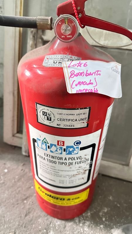 Extintor de Incendios en Buen Estado - imagen 3