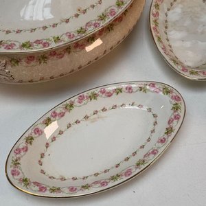 Juego de Vajilla Inglesa de Loza con Diseño Floral Rosa - imagen 5