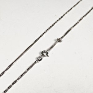 Lote de Tres Anillos de Plata con Diseño y Cadena - imagen 7