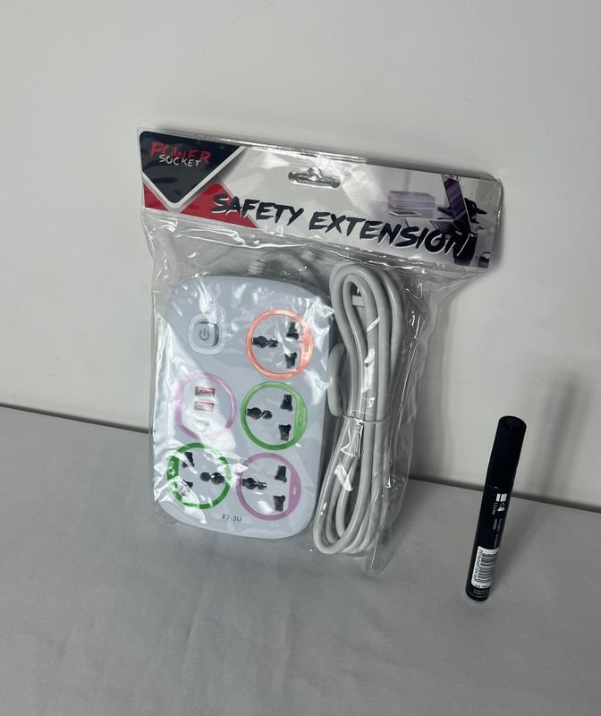 Alargue con 4 Tomas y 2 Puertos USB, Nuevo