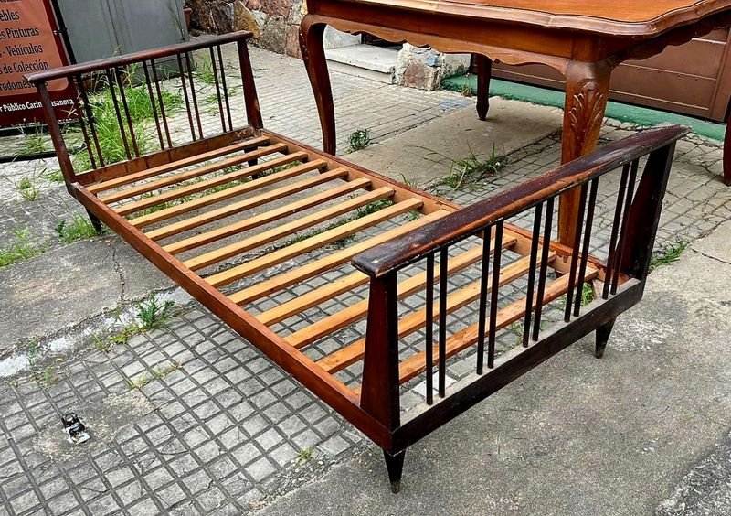 Item 868916 - Image 0