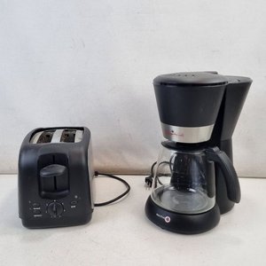 Lote de 5 Pequeños Electrodomésticos: Cafetera, Licuadora, Tostadora y Vaporizador - imagen 9