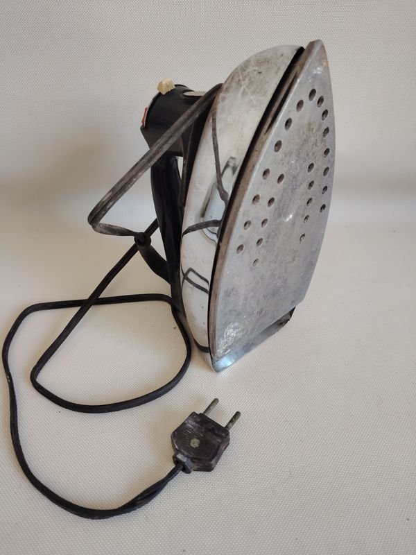 Plancha eléctrica antigua para la venta - imagen 2