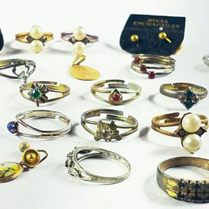 Lote de Joyas: Anillos, Cadenas y Caravanas - imagen 3
