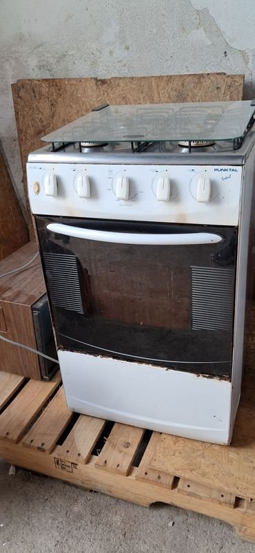 Cocina a Gas Punkal Blanca con Horno y Encendido Eléctrico