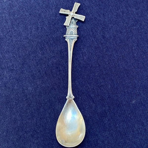 Antigua cuchara de plata, coleccionable y decorativa - imagen 1