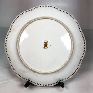 Plato de Porcelana Bavaria con Dama y Borde Dorado - 28 cm - imagen 3