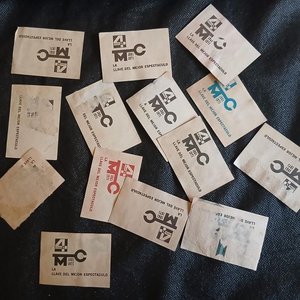 Álbum de Figuritas y Chapitas Colección 1971: Fútbol Uruguayo e Internacional, Otros Deportes y Vehículos - imagen 2