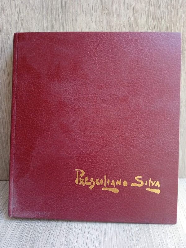 Lote siguiente: Libro del Artista Preciliano Silva - Edición en Portugués