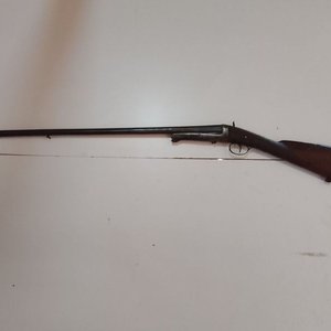 Lote anterior: Antigua Escopeta de Avancarga Siglo XIX con Culata de Madera