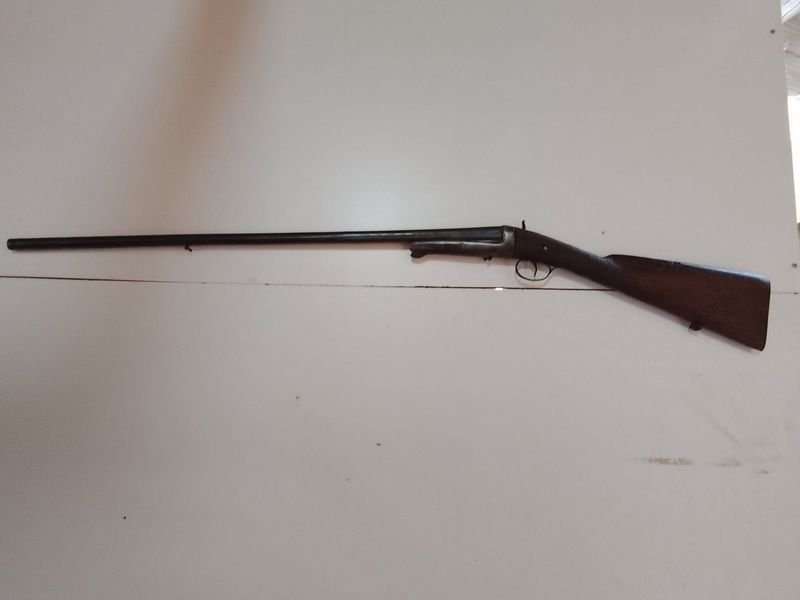 Antigua Escopeta de Avancarga Siglo XIX con Culata de Madera