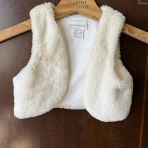 Chaleco Peludo Blanco para Niña Sweet Heart - imagen 5