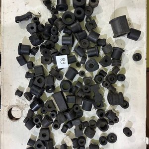 Lote anterior: Lote de Bujes de Goma Varios