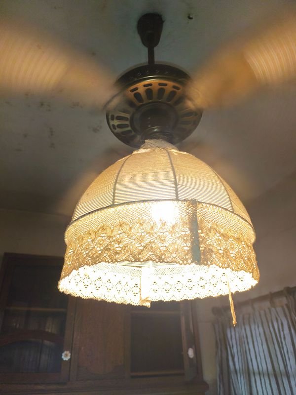 Ventilador de Techo con Lámpara Colgante Funcional