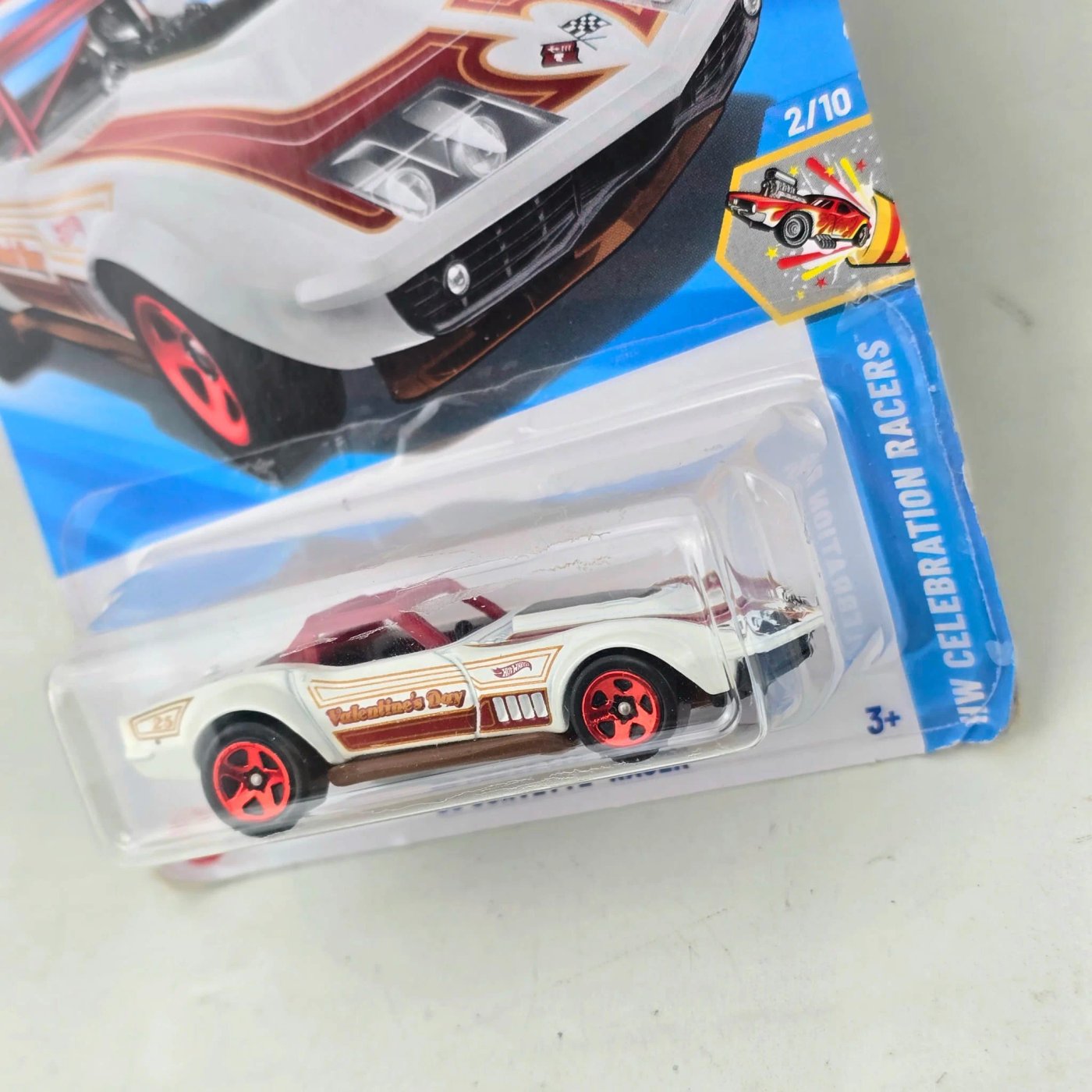 Corvette 69 Hot Wheels en su empaque original - imagen 2