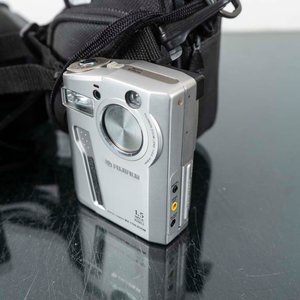 Dos Cámaras de Fotos Digitales Fujifilm y Olympus - imagen 2