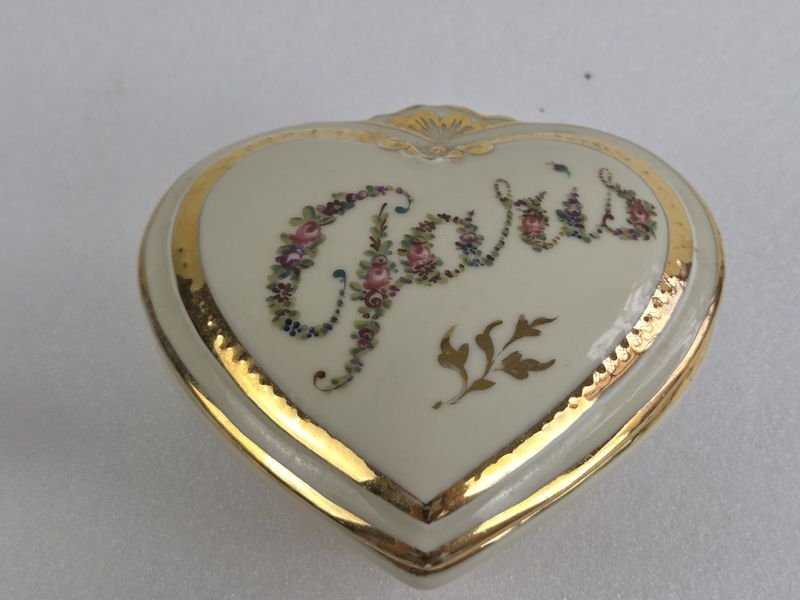 Item 901740 - Image 0