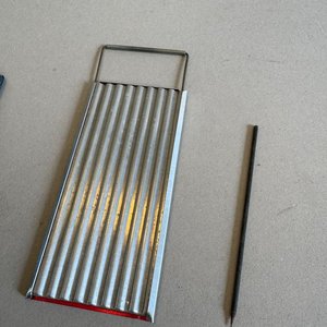 Radio spika , grabador philips y calculadora - imagen 21