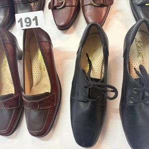 Lote de 5 Pares de Zapatos de Cuero para Mujer - Talle 36 - imagen 2