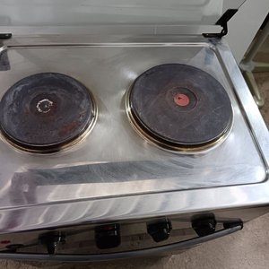 Cocina Eléctrica Delne con Horno - imagen 3