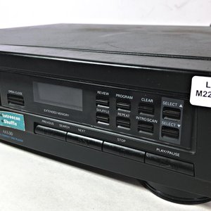 Reproductor de CD Philips AK630 con Music Memory para 32 pistas - imagen 2