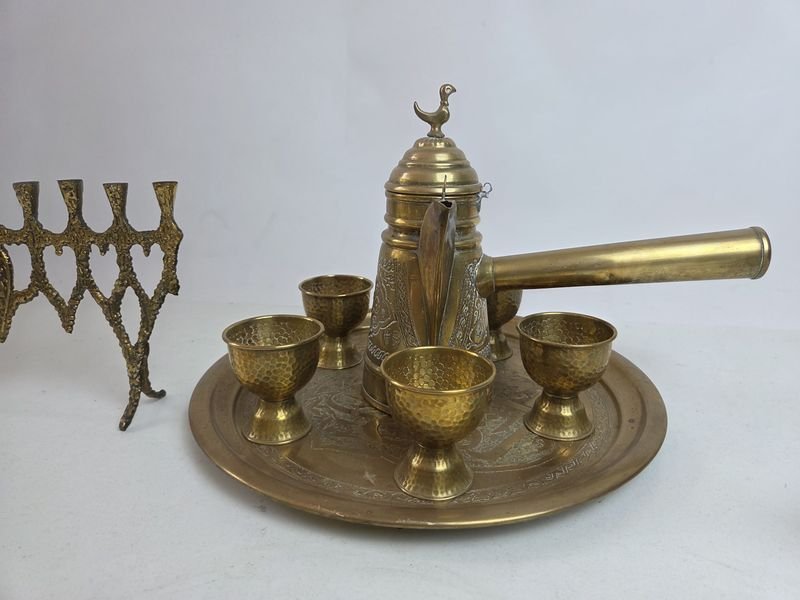 Juego de té o café de bronce con menorá judía - imagen 3
