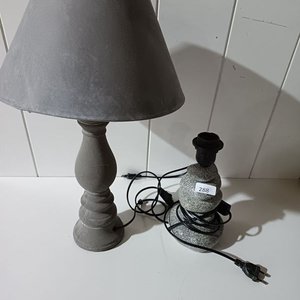Par de Lámparas de Mesa Decorativas - imagen 1