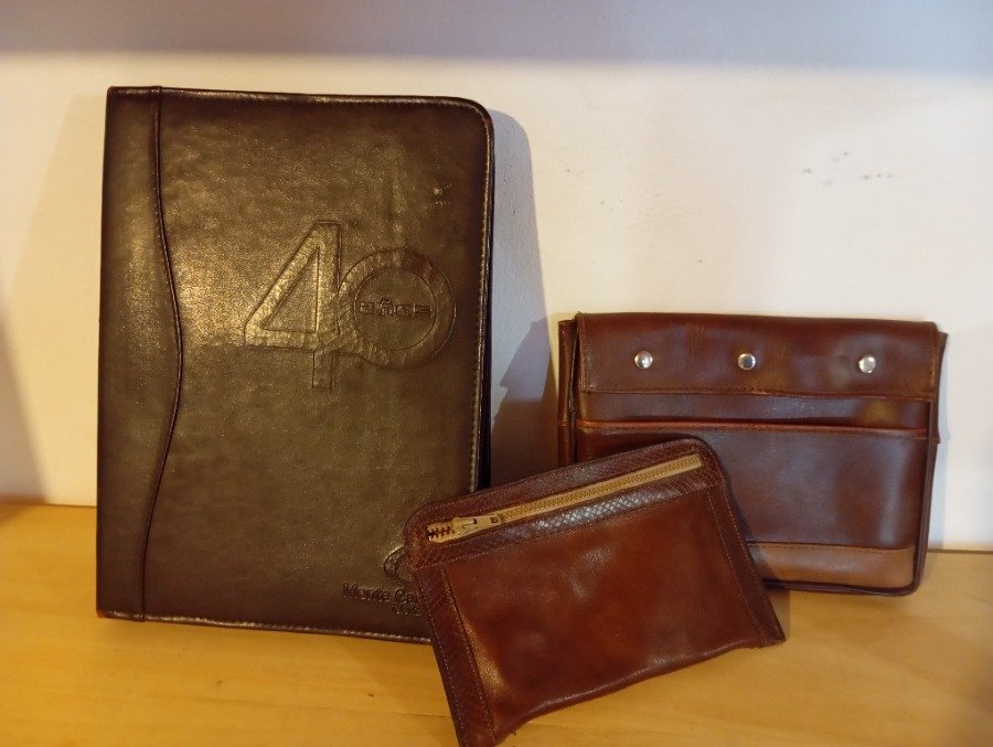 Estuche y monederos en cuero de alta calidad - imagen 3