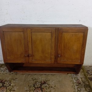 Mueble Aéreo Multiuso de Madera con Tres Puertas y Estante Inferior - imagen 5