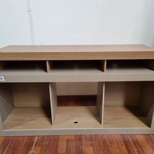 Mueble Bajo Rack para TV en Melamina Clara y Roble con Estante Superior - imagen 2