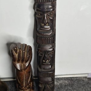 Lote de 3 piezas de madera tallada: cucharón y figuras tribales - imagen 9