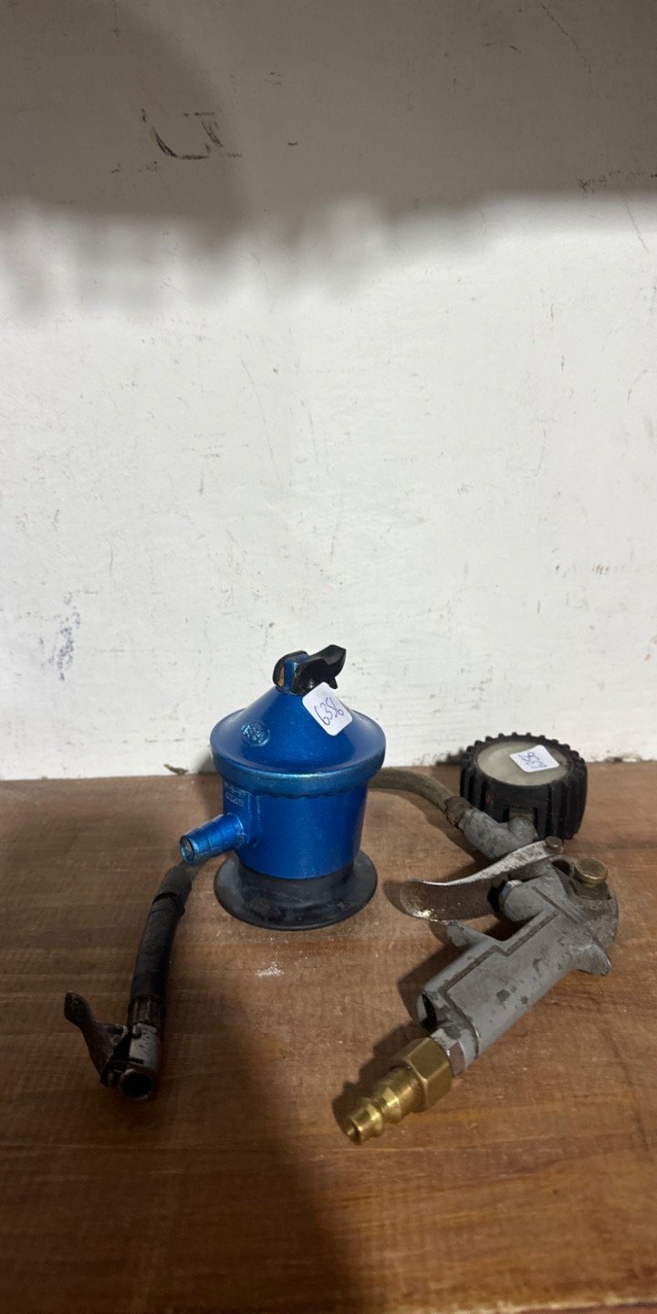 Válvula para Garrafa de Gas con Manguera y Conector