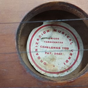 Zither Antiguo de Madera 'Organización Musical Verdi' Montevideo - Para Restaurar - imagen 3