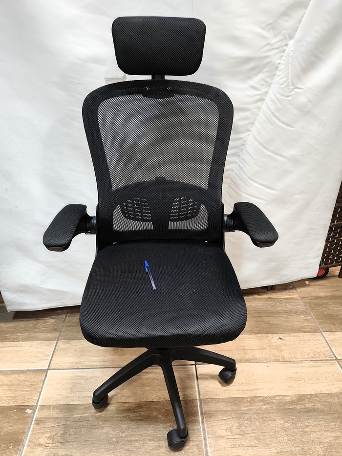 Silla de oficina con respaldo en malla y apoyo lumbar - imagen 4