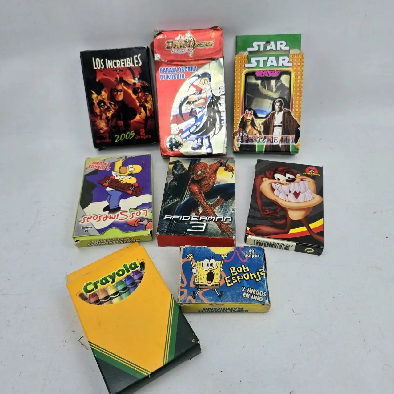 Mazos de Cartas Coleccionables x8: Los Increíbles, Star Wars, Simpsons, Spiderman, Bob Esponja y más
