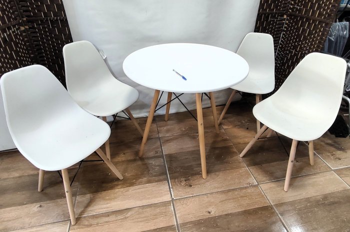 Item 16865 - Image 0