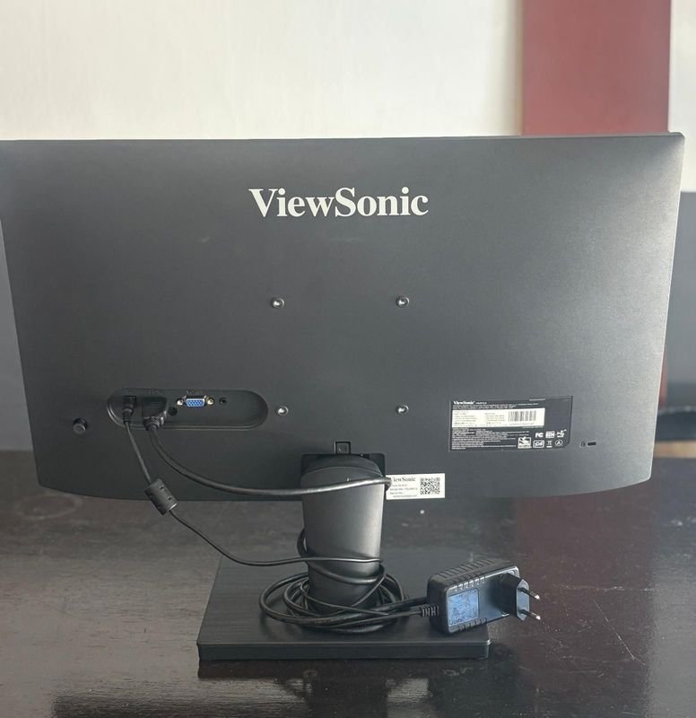 Monitor View Sonic de 24 pulgadas en excelente estado - imagen 2