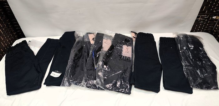 Lote de 8 Pantalones Jean Elasticizados para Mujer