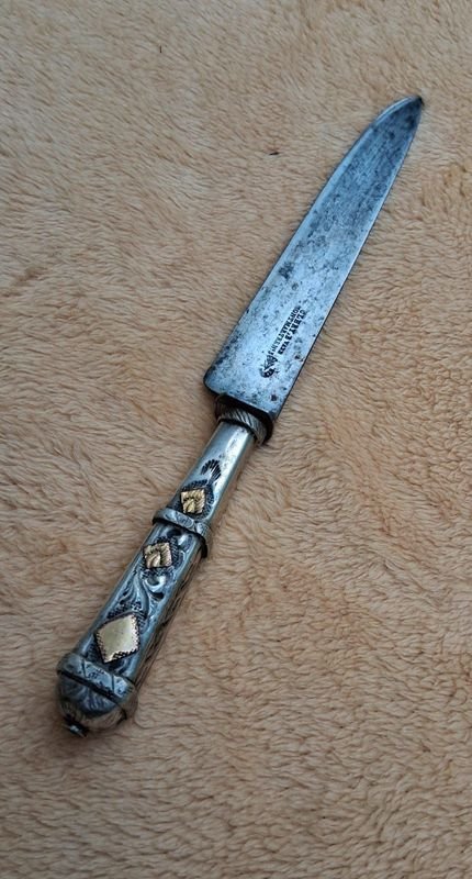 Cuchillo Inglés con Cabo de Plata y Oro - imagen 2