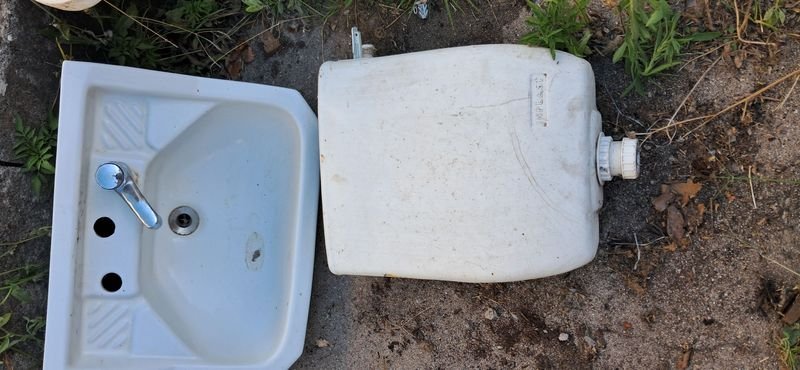 Item 881032 - Image 2