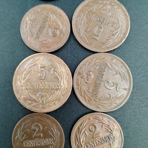 12 Monedas Uruguay Antiguas de los Años 40 - imagen 6
