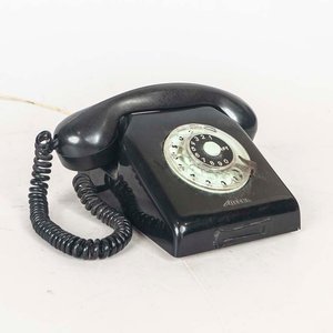 Lote anterior: Teléfono Antiguo de Baquelita Negro con Disco Numérico