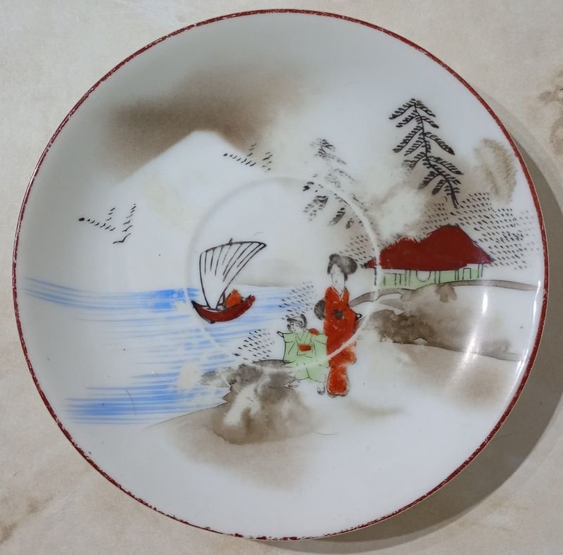 Platillos de Porcelana JAPONESA con Geishas en Paisaje Costero - imagen 2