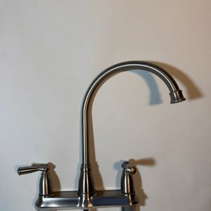 Grifería de Cocina MOEN con Ducha Telefono Integrada - imagen 7