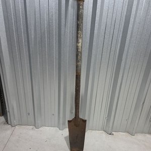 Lote de Herramientas de Jardín y Trabajo: Palas, Serrucho, Guadaña y Rastrillo - imagen 8
