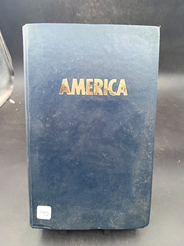 Libro "America" Tapa Dura Azul