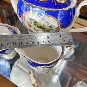 Juego de Té Porcelana Grace Tea Ware: Tetera, Azucarera y Lechera con Aves y Detalles Dorados - imagen 6
