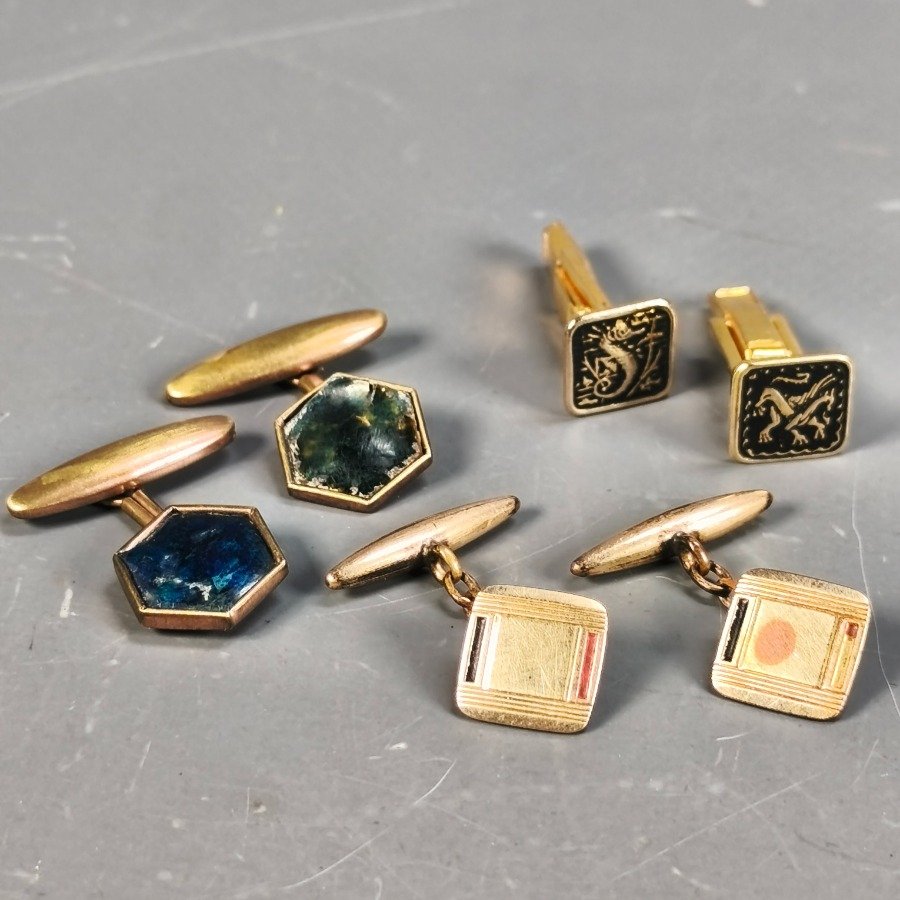 Item 16427 - Image 0